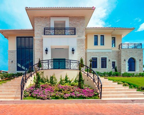 VILLA ESTRADA